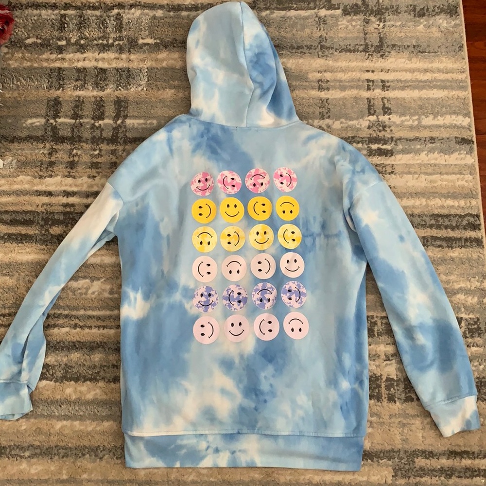 Good Vibes Smiley Hoodie